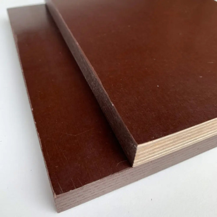 Ламинированная фанера СВЕЗА сорт 3/3 12х1220х2440 мм